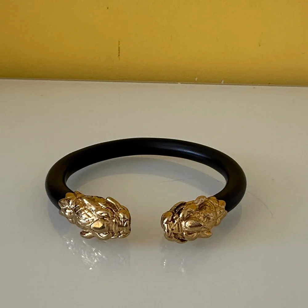 Black and Gold Bracelet with Lion Heads Unisex